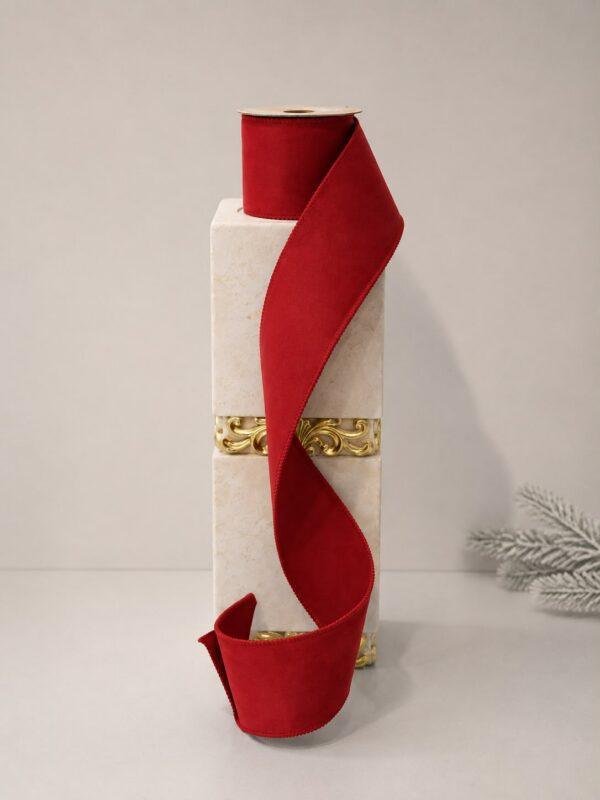 Make your Christmas tree look amazing this year with our premium ribbons, available only at ROJEH Store. These ribbons are made with high-quality fabric and have flexible wired edges, making it very easy for you to shape perfect bows and decorations that stay in place. These are the best Christmas ribbons in Jordan for quality and style. You can find all your Christmas trees, ornaments, and holiday decor at ROJEH Store in Amman & Fuheis, Jordan.
