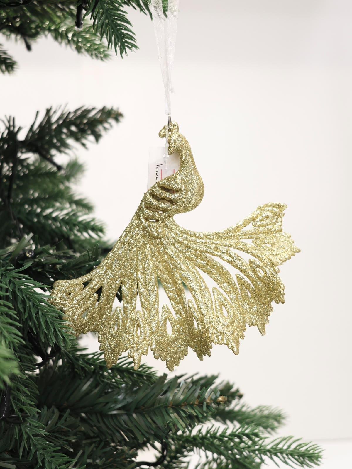 WhatsApp Image 2026-07-22 at 8.23.50 PM Complete your Christmas decorations with our premium Christmas hanging ornaments, designed to bring beauty and elegance to every Christmas tree. Available in a wide range of colors, shapes, and unique designs, our Christmas hanging ornaments are perfect for homes, hotels, restaurants, shopping malls, offices, and festive displays. At Rojeh Store, we proudly offer Jordan’s largest collection of Christmas hanging ornaments, Christmas tree pendants, snowflake ornaments, Christmas tree ornaments, and Christmas tree decorations. Visit our showroom in Fuheis, Amman, Jordan, or shop online to discover high-quality Christmas décor for every style. Whether you’re looking for Christmas tree ornaments, decorative Christmas hanging ornaments, shatterproof Christmas ornaments, luxury Christmas pendants, Christmas hangings, or premium Christmas decorations, you’ll find the perfect pieces at Rojeh Store.