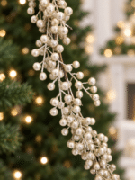 Champagne Glitter Berry Christmas Garland - Image 3