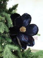 ⁦Dark Navy Blue Velvet Magnolia Christmas Flower Pick⁩ - الصورة ⁦2⁩