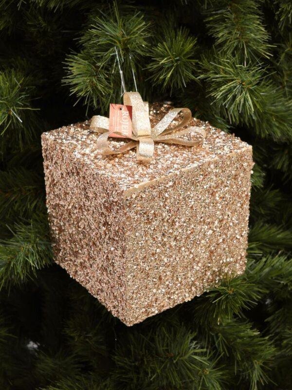 Complete your Christmas decorations with our premium Christmas gift ornaments, designed to bring beauty and elegance to every Christmas tree. Available in a wide range of colors, sizes, and unique designs, our Christmas ornaments are perfect for homes, hotels, restaurants, shopping malls, offices, and festive displays At Rojeh Store, we proudly offer Jordan’s largest collection of Christmas gift ornaments, hanging Christmas decorations, Christmas tree ornaments, decorative hangers, and Christmas tree decorations. Visit our showroom in Fuheis, Amman, Jordan, or shop online to discover high-quality Christmas décor for every style Whether you’re looking for Christmas tree ornaments, decorative Christmas gift hangers, shatterproof Christmas ornaments, luxury Christmas ornaments, hanging gift decorations, or premium Christmas decorations, you’ll find the perfect pieces at Rojeh Store