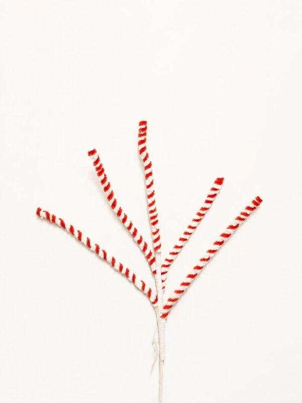 Complete your Christmas decorations with our premium Decorative Christmas Candy Spray Branches, designed to add texture, movement, and an elegant finishing touch to every Christmas tree and festive setup. Perfect for styling Christmas trees, wreaths, garlands, centerpieces, vases, and festive arrangements. Their flexible stems make them easy to position and blend with ornaments, ribbons, flowers, and other seasonal decorations. Available in a variety of styles, colors, and designs to complement different Christmas themes. Discover Christmas decorations in Jordan at Rojeh Store, Al Fuheis, Amman, Jordan.